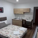 アパート Karic Aerodrom Tuzla