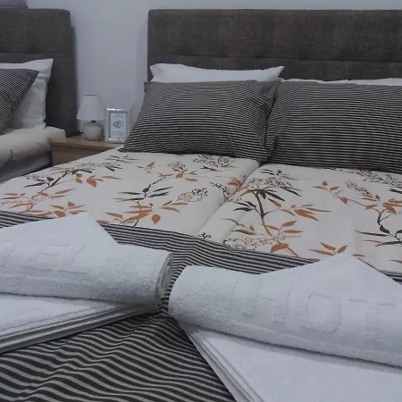 Karic Aerodrom Tuzla Apartment *