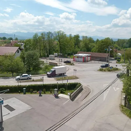 Karic Aerodrom Tuzla Dubrave Gornje