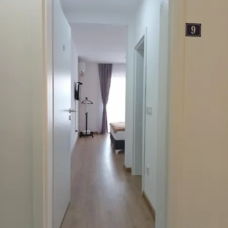 公寓 Karic Aerodrom Tuzla Dubrave Gornje