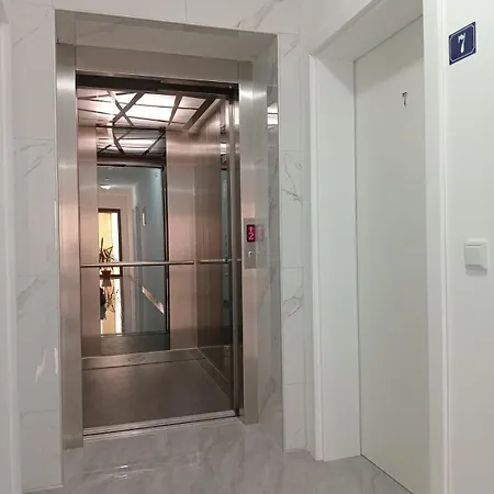 Karic Aerodrom Tuzla