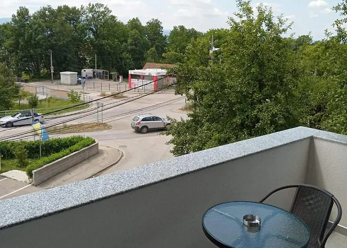 Apartmán Karic Aerodrom Tuzla *